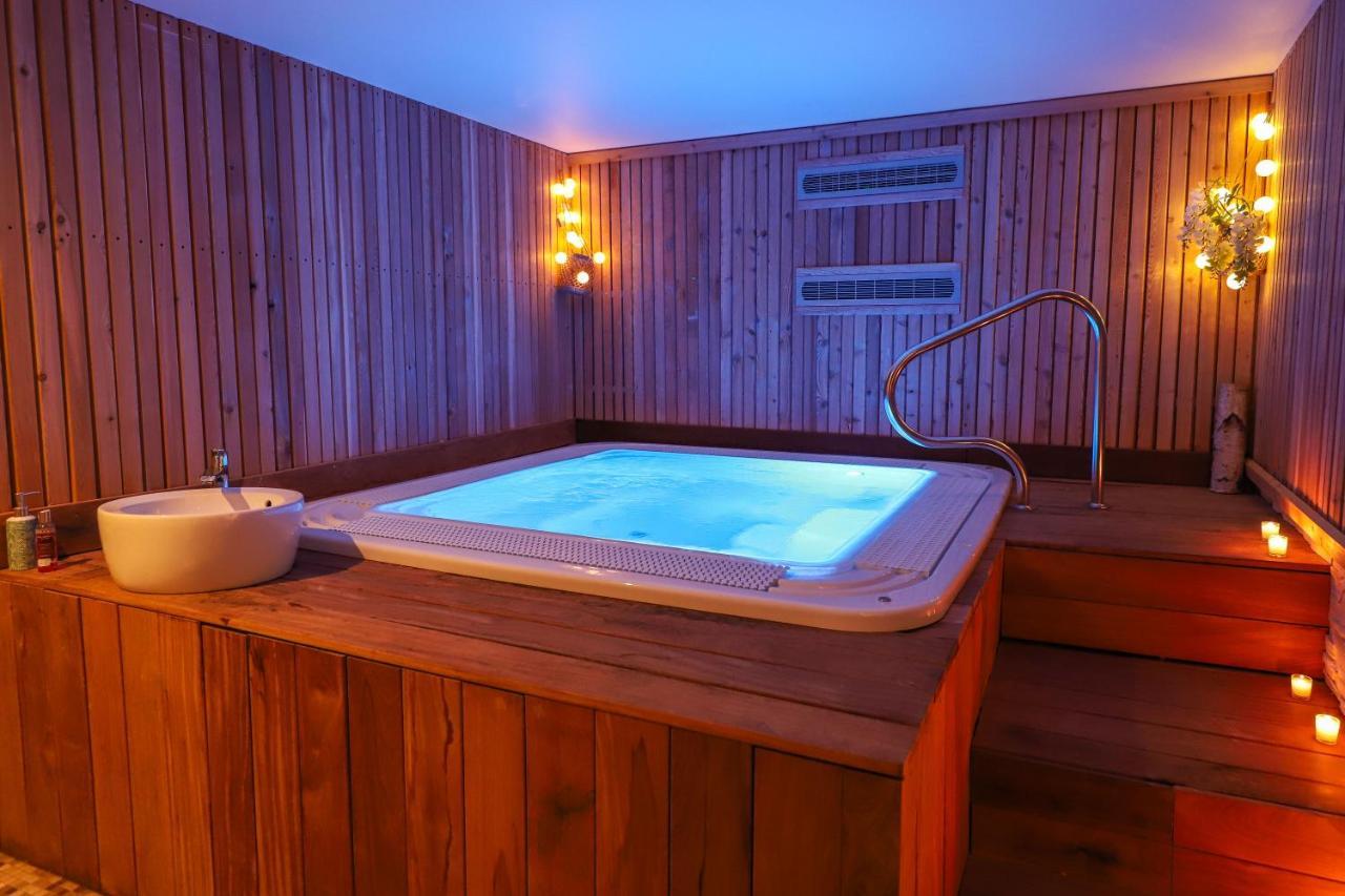 בריב-לה-גייארד Hotel Spa Le Miel Des Muses מראה חיצוני תמונה